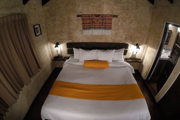 Room 11 of 110