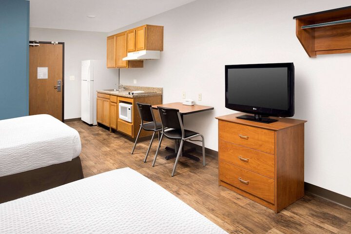 Standard Room, King or Two Doubles (11 of 16)