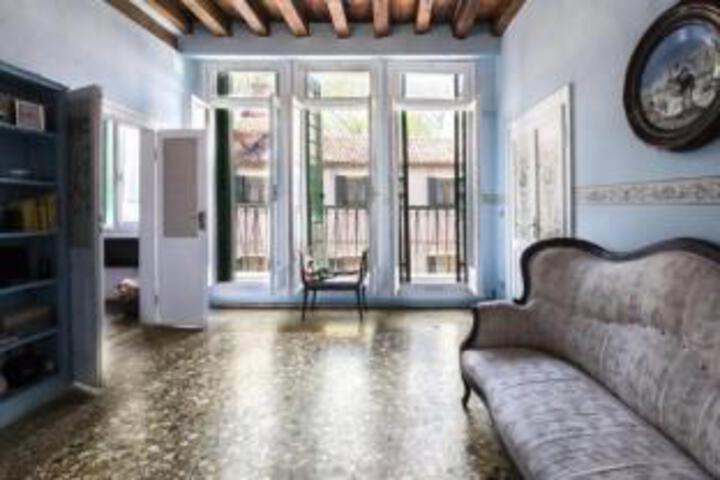 Biennale Giardini Apartment