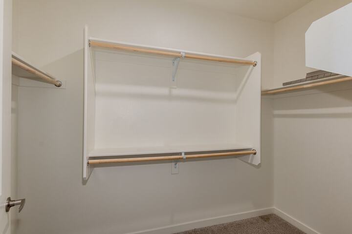 Gorgeous Condo Large Resort Pool &  Mountain Views Book Asap 30 Night Min by Redawning in Chandler, AZ