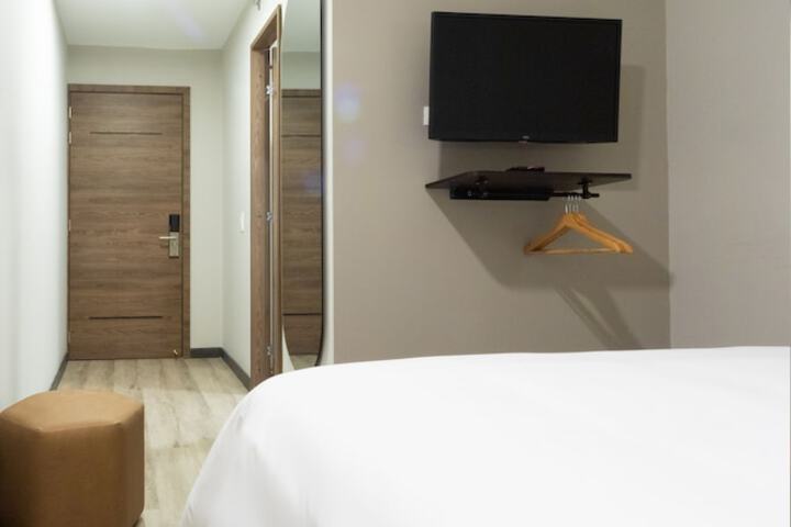 Room 29 of 46
