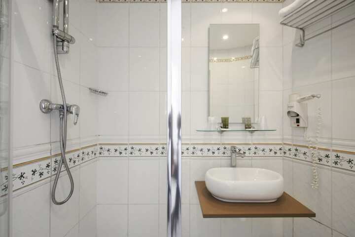 Bathroom Interior Photo