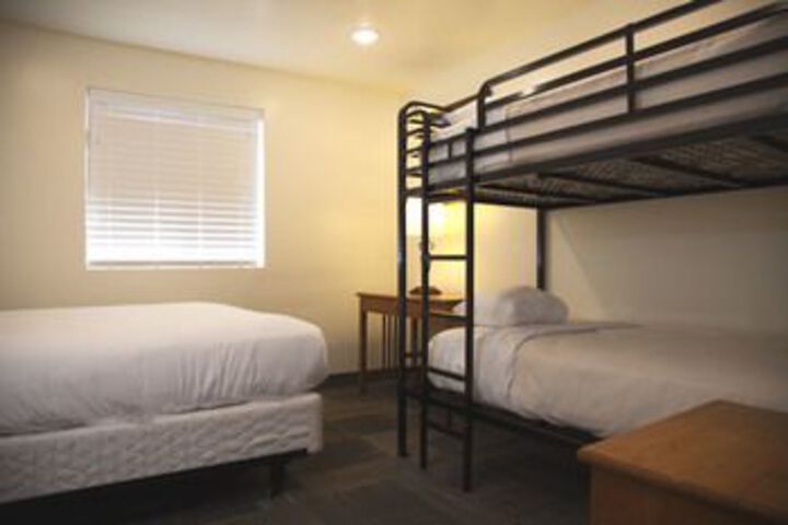 Room 12 of 23