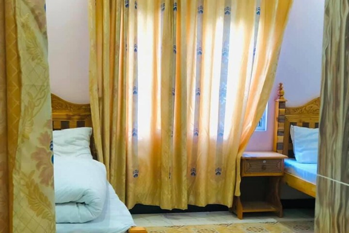 Room 30 of 46