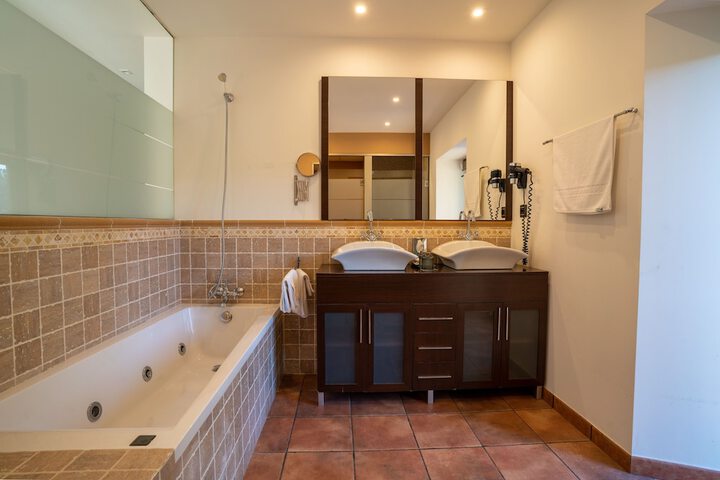 Bath Interior