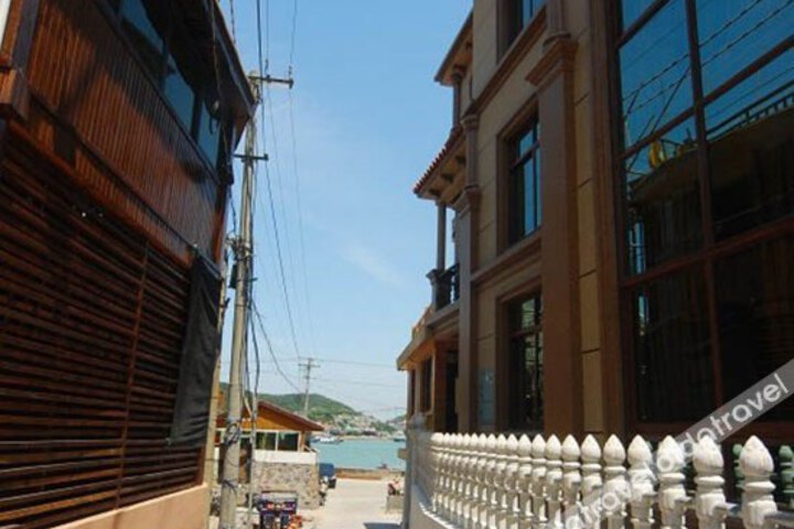 Zhujiajian Haimingjiao Inn