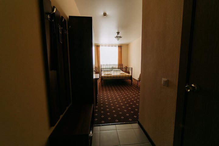 Room 32 of 58