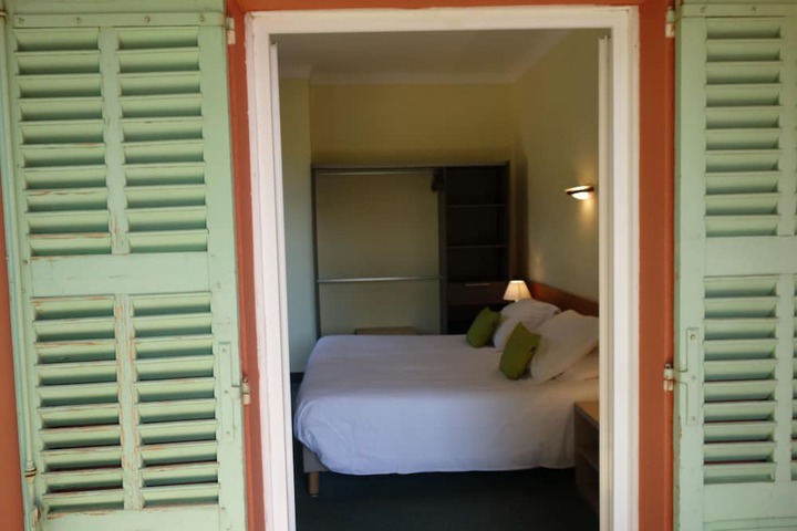 Room 18 of 54