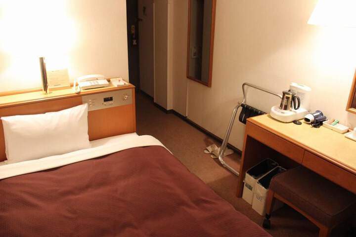 Room 17 of 56