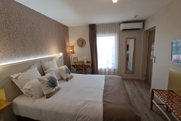 Hotel Interior 150 of 210