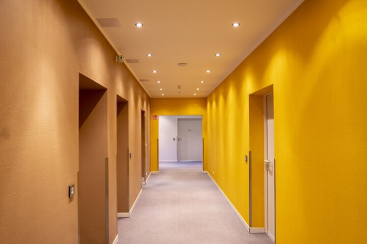 Ballroom/Hall 31 of 38