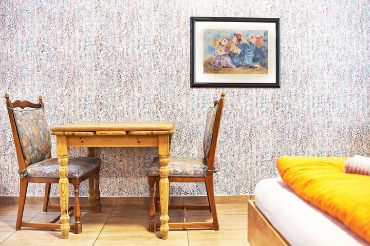 Room 46 of 202