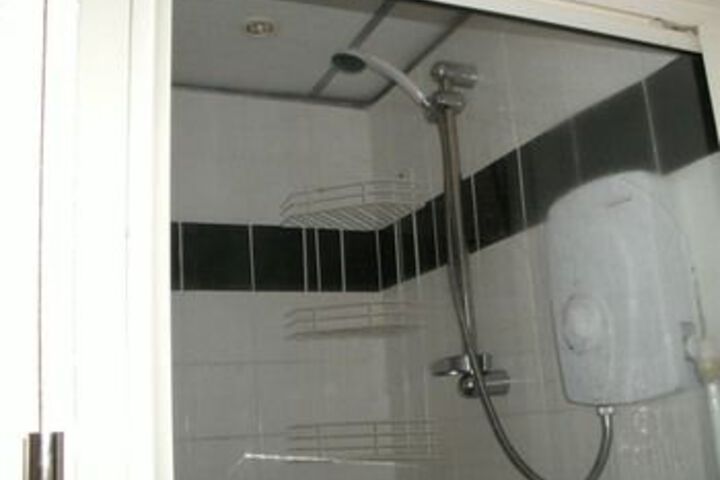 Room 11 of 29