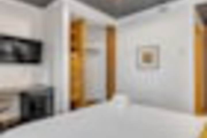 Room 89 of 147