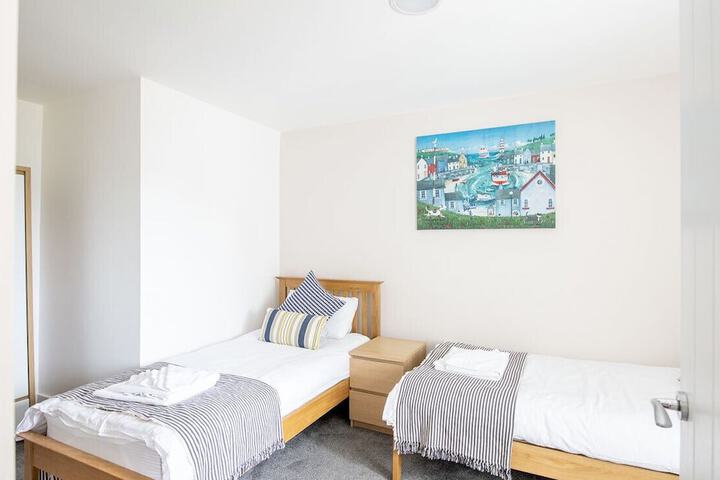 Room 10 of 52