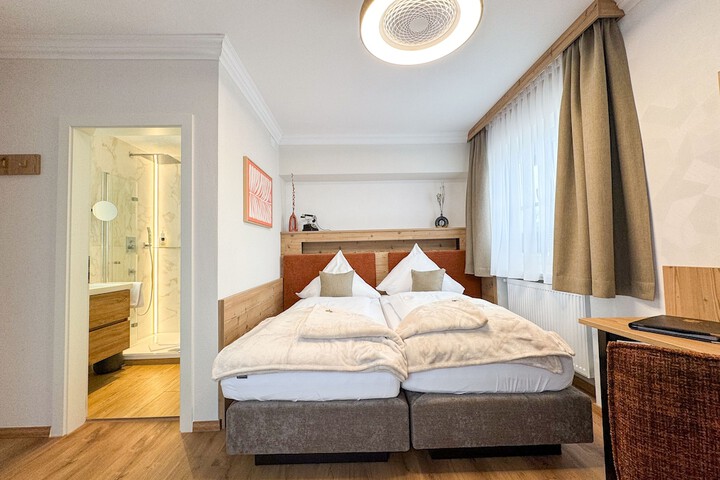 Room 26 of 207