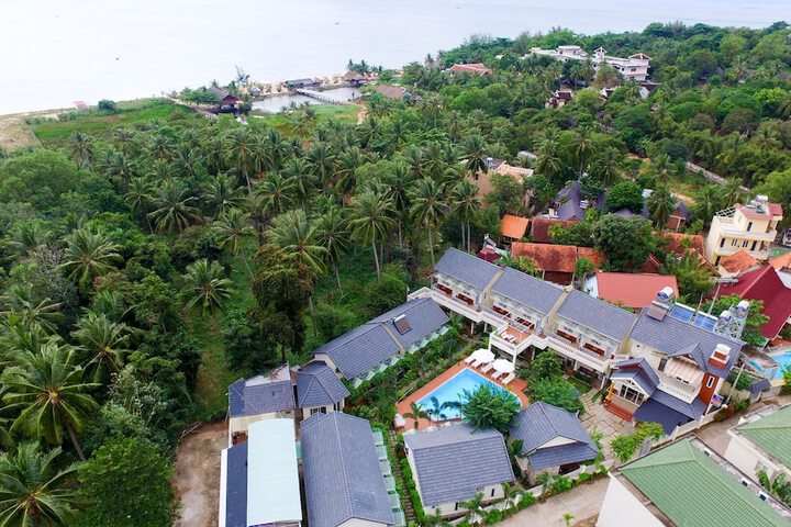 Hotel 78 of 83