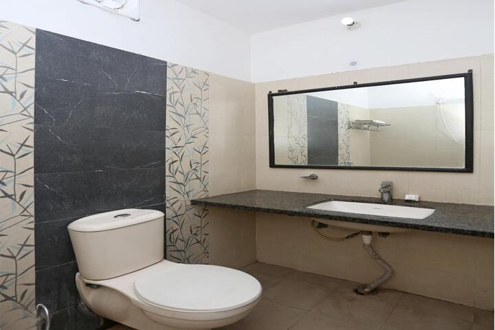 OYO 3201 Hotel Jhankar