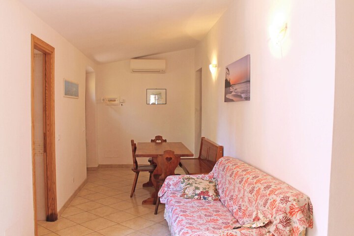 Room 15 of 24