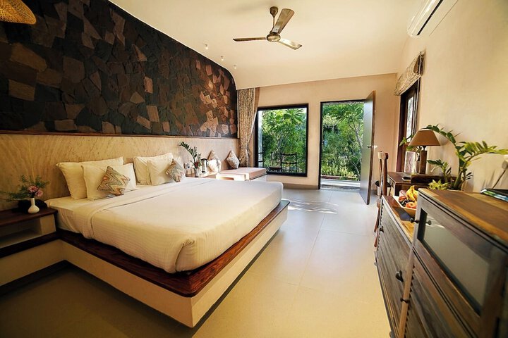Room 6 of 45