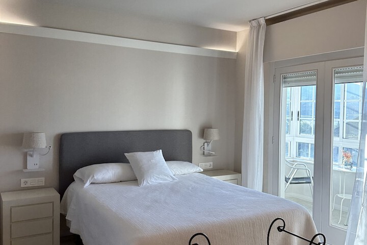 Room 10 of 62