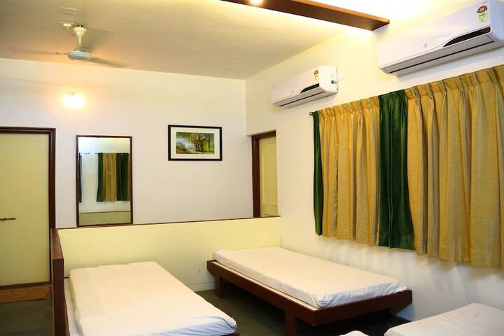 Room 2 of 13