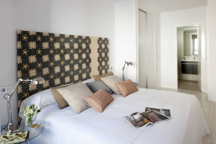 Room 4 of 43