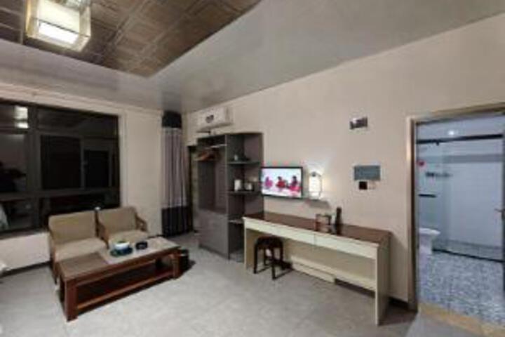 Room 9 of 9