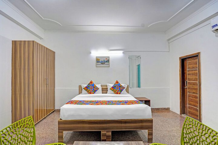 Room 8 of 26