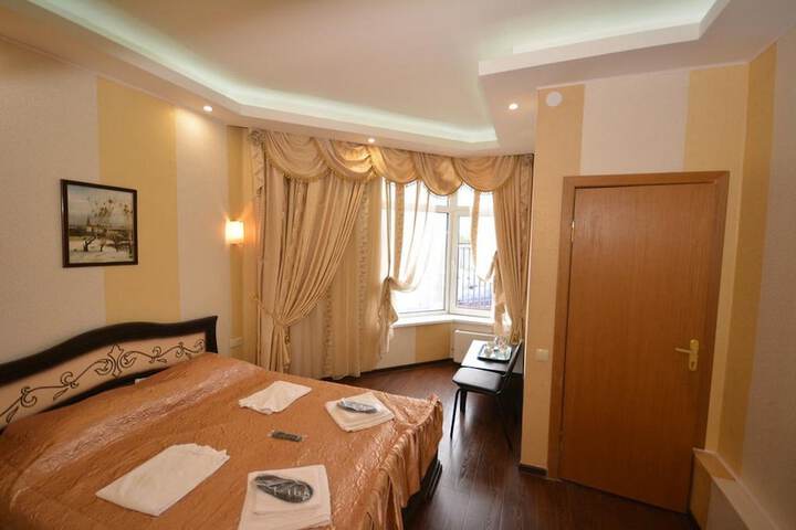 Room 18 of 20