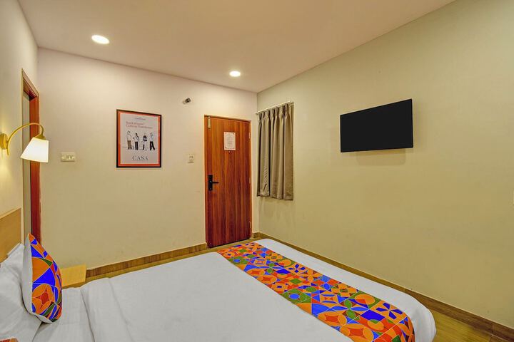 Room 14 of 27