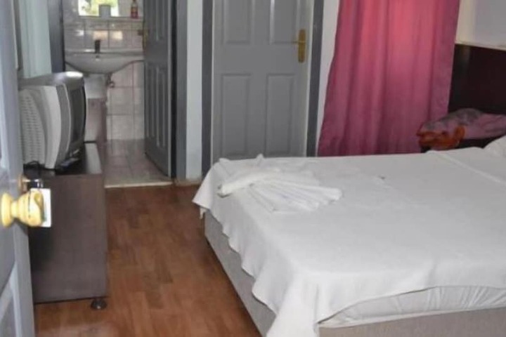 Room 10 of 57