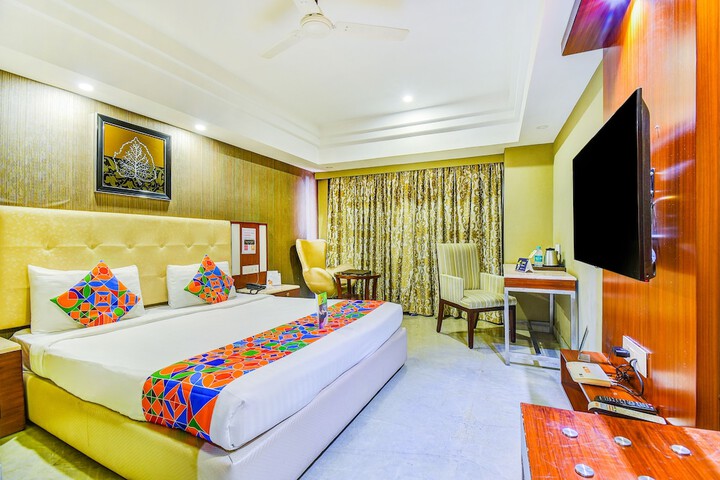Room 7 of 26