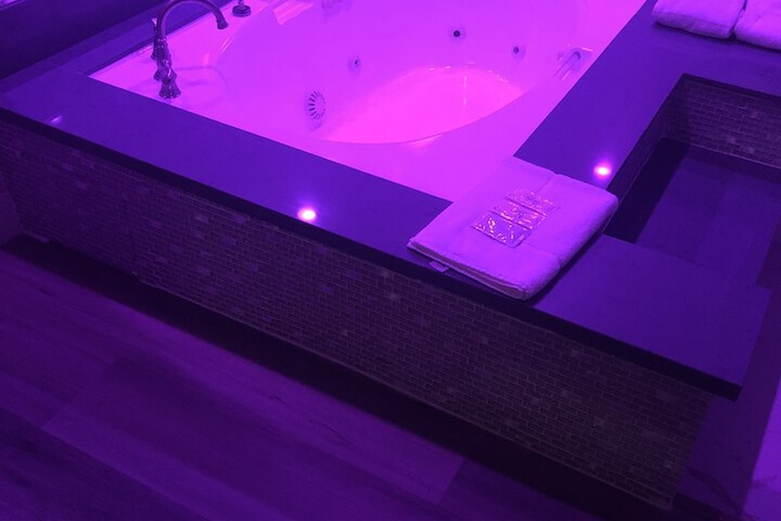 Standard | King Bed (12 of 27)