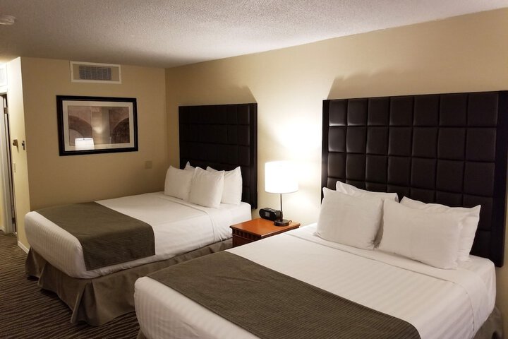 Room 10 of 112