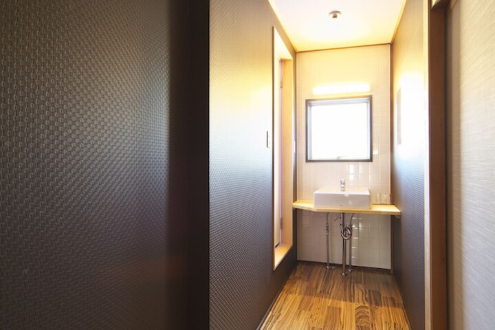 Room 7 of 40