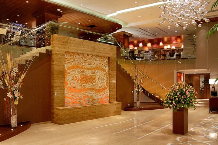 Guest Lobby