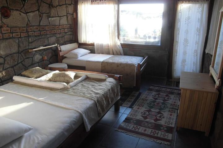 Room 5 of 24
