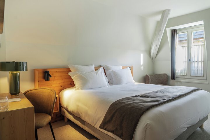 Room 10 of 78
