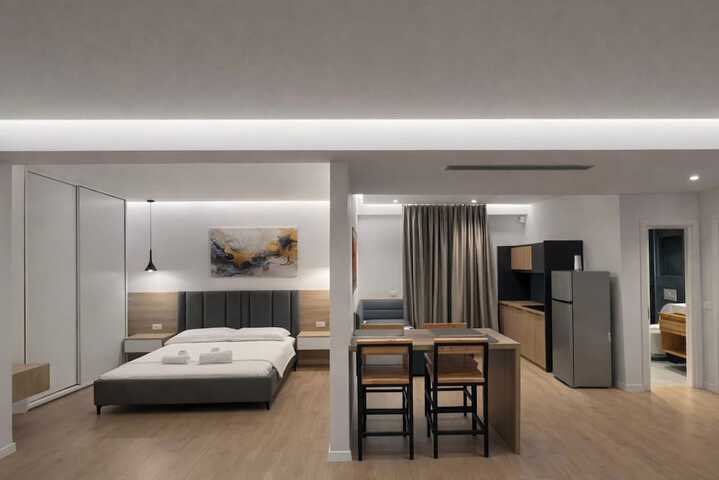 Room 7 of 73