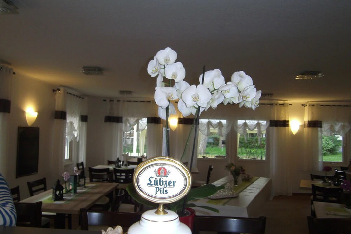 LANDHOTEL ZUM KRANICH