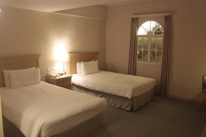Room 20 of 103