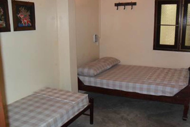 Room 12 of 24