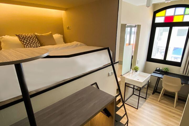 Room 12 of 56