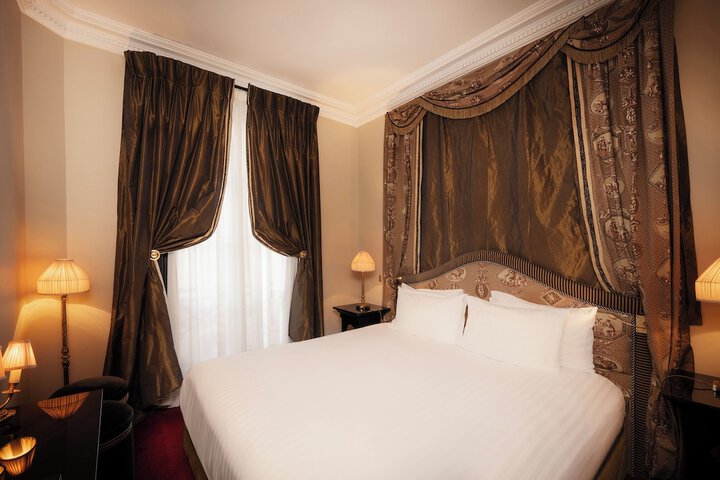 Room 19 of 50