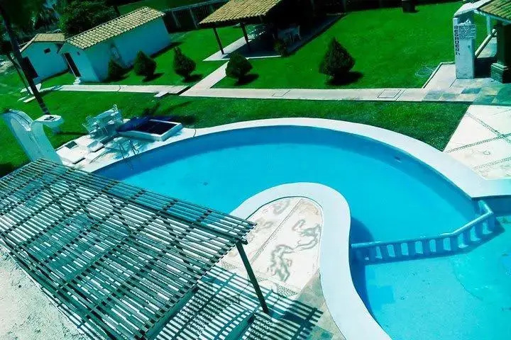 Pool 4 of 5