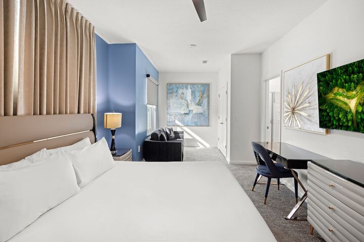 Room 81 of 102
