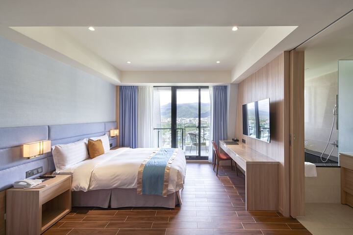Room 11 of 75