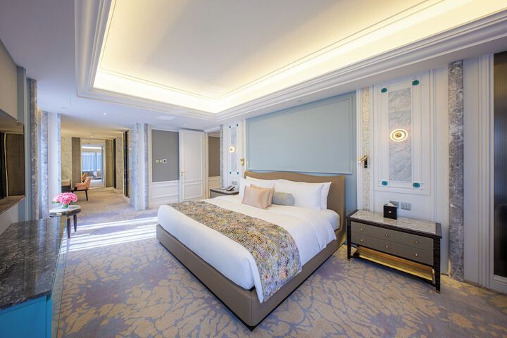 Room 36 of 72