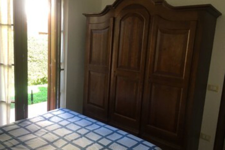 Room 5 of 60